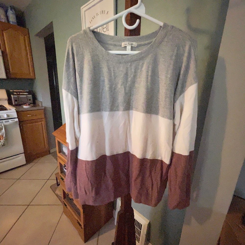 LONG SLEEVE TOP